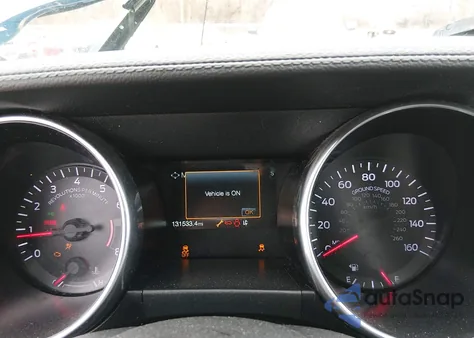 2018 Ford Mustang Ecoboost z USA, uszkodzony, nr VIN 1FATP8UH0J5185555